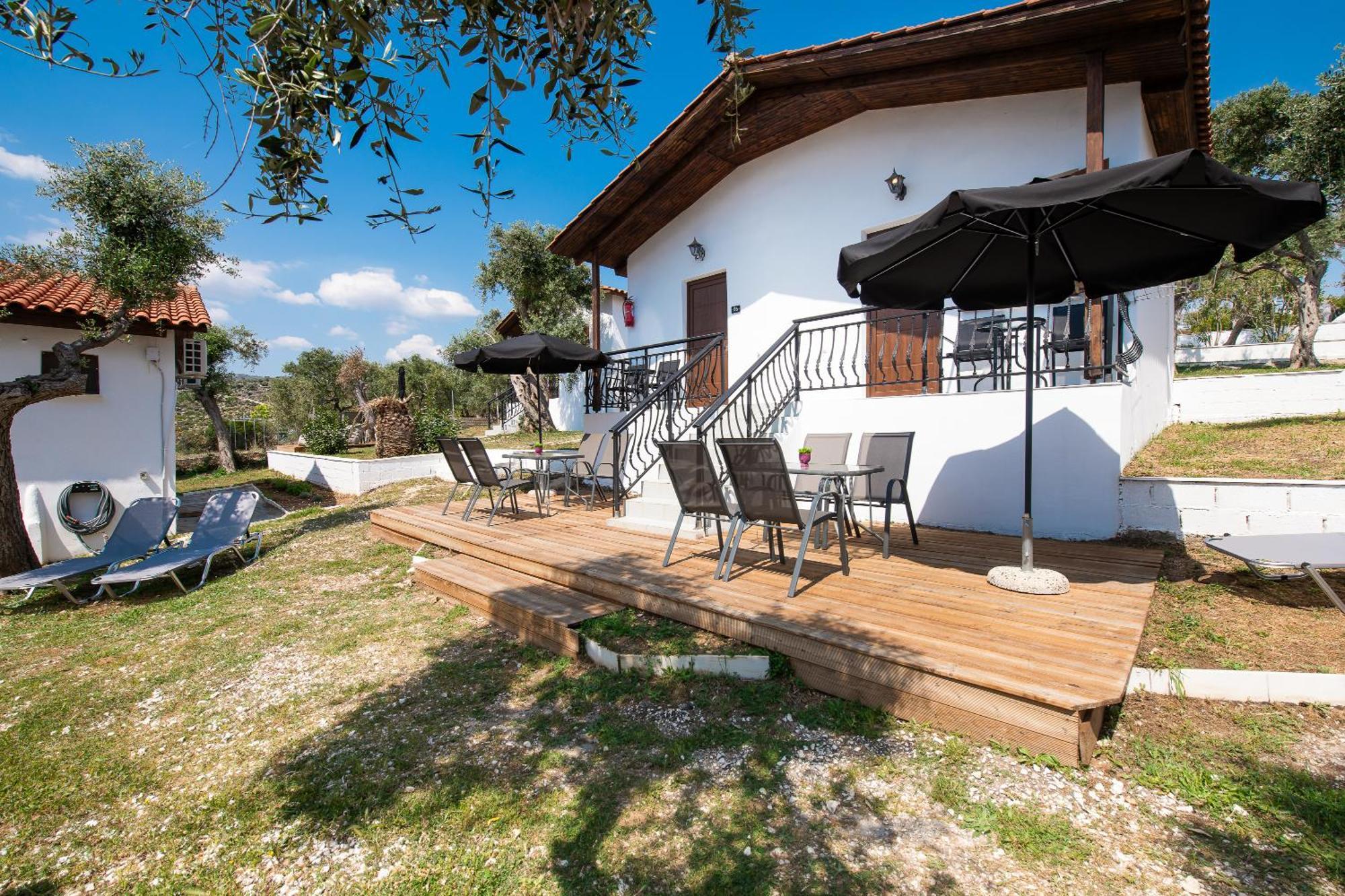 Acroterra - Easy Living Aparthotel Aliki  Bagian luar foto