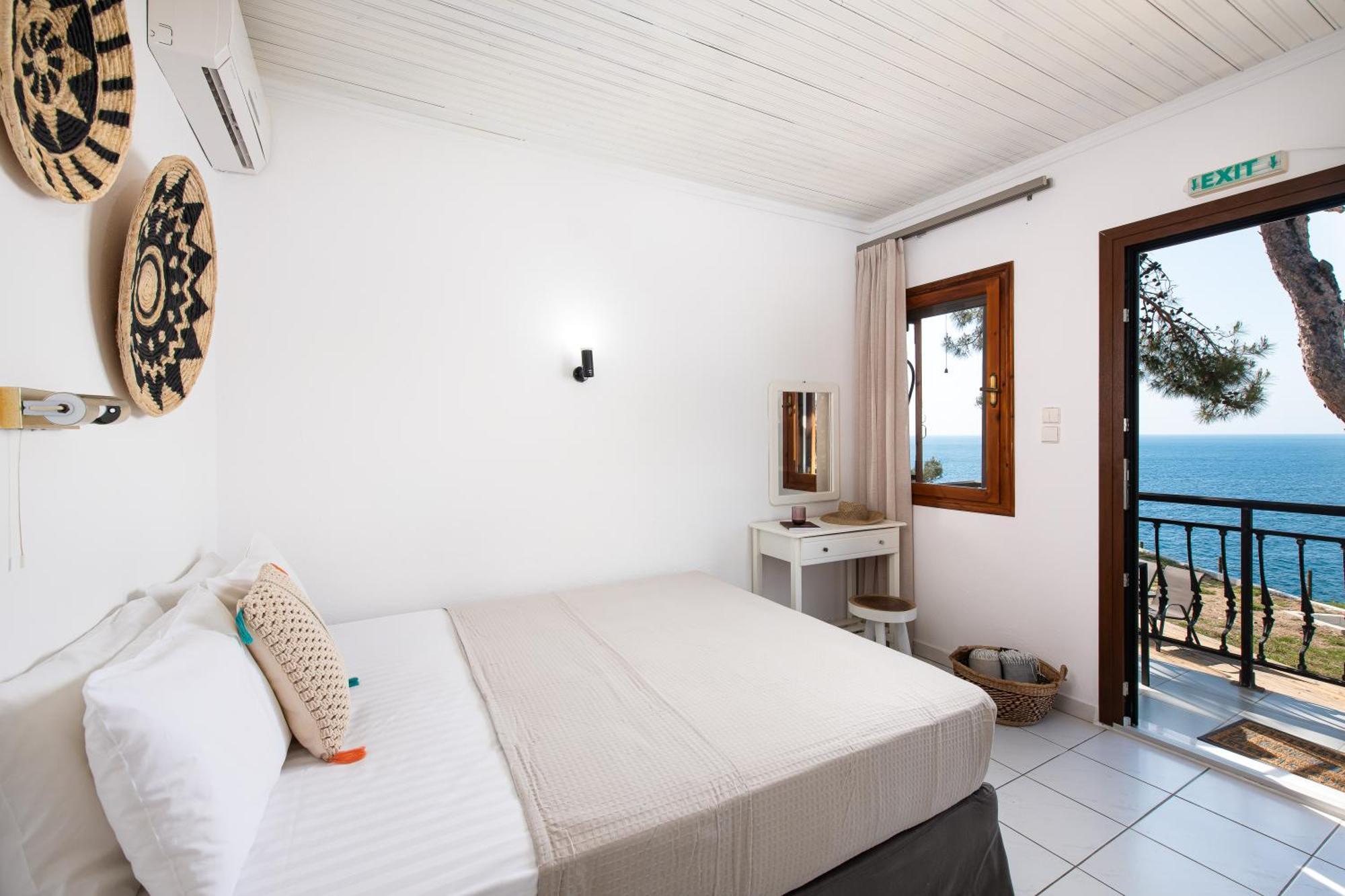 Acroterra - Easy Living Aparthotel Aliki  Bagian luar foto