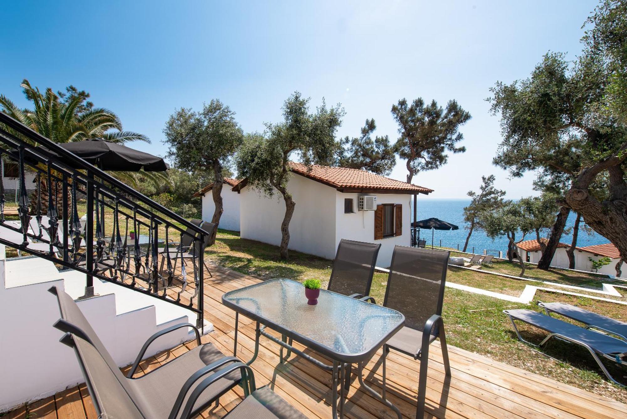 Acroterra - Easy Living Aparthotel Aliki  Bagian luar foto