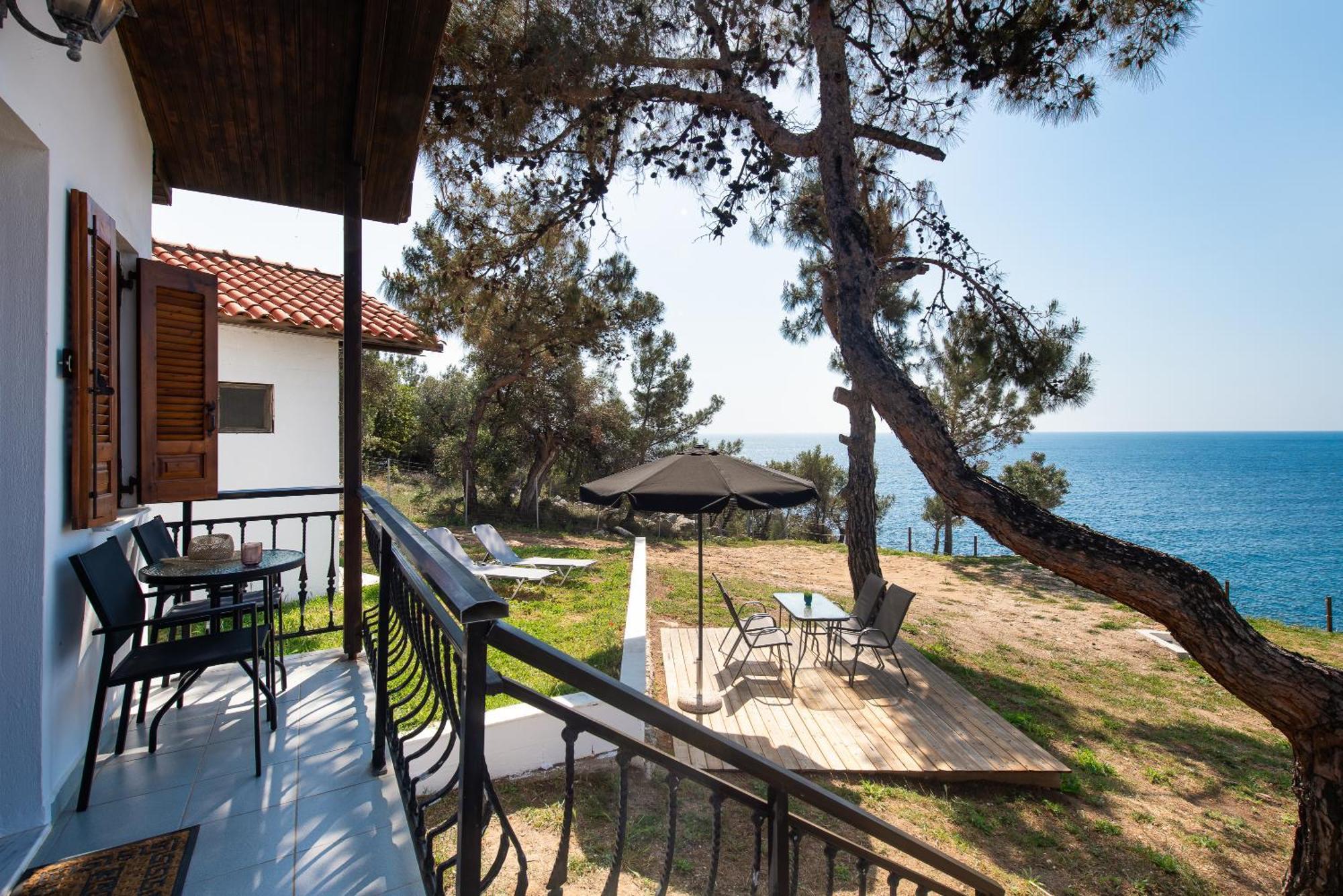 Acroterra - Easy Living Aparthotel Aliki  Bagian luar foto
