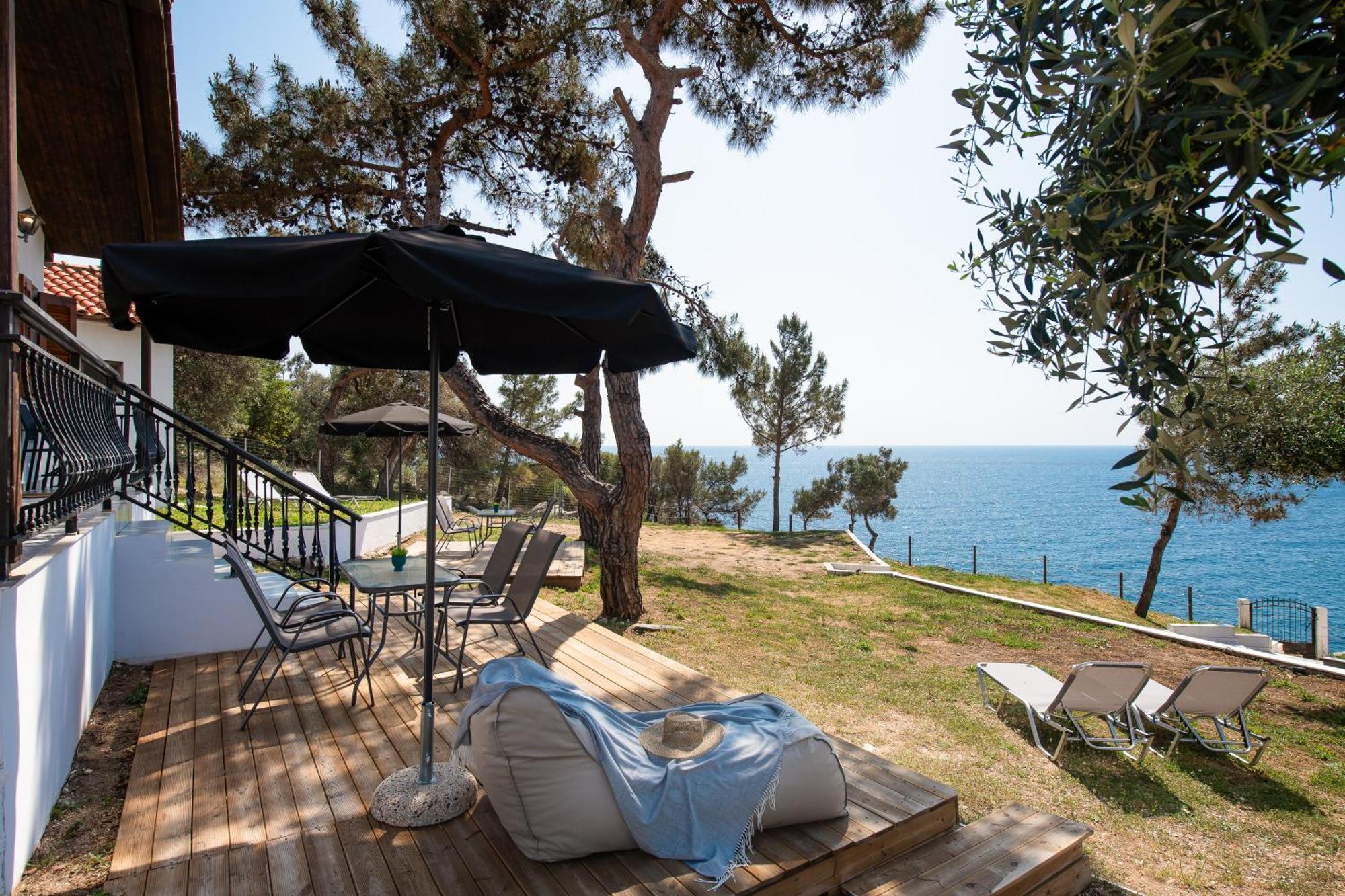 Acroterra - Easy Living Aparthotel Aliki  Bagian luar foto